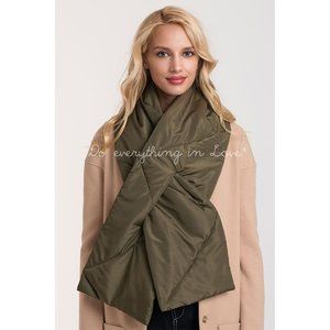 Do Everything in Love Puffy Padding Quilted Scarf